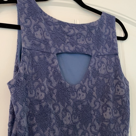 Medium Crescent Dress, EUC periwinkle - Picture 5 of 5